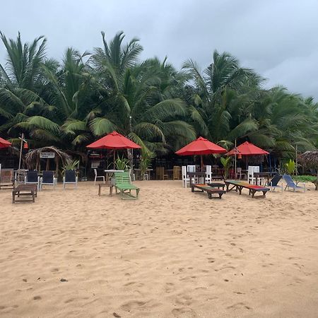 Canoe Beach Resort Tangalle Exterior foto