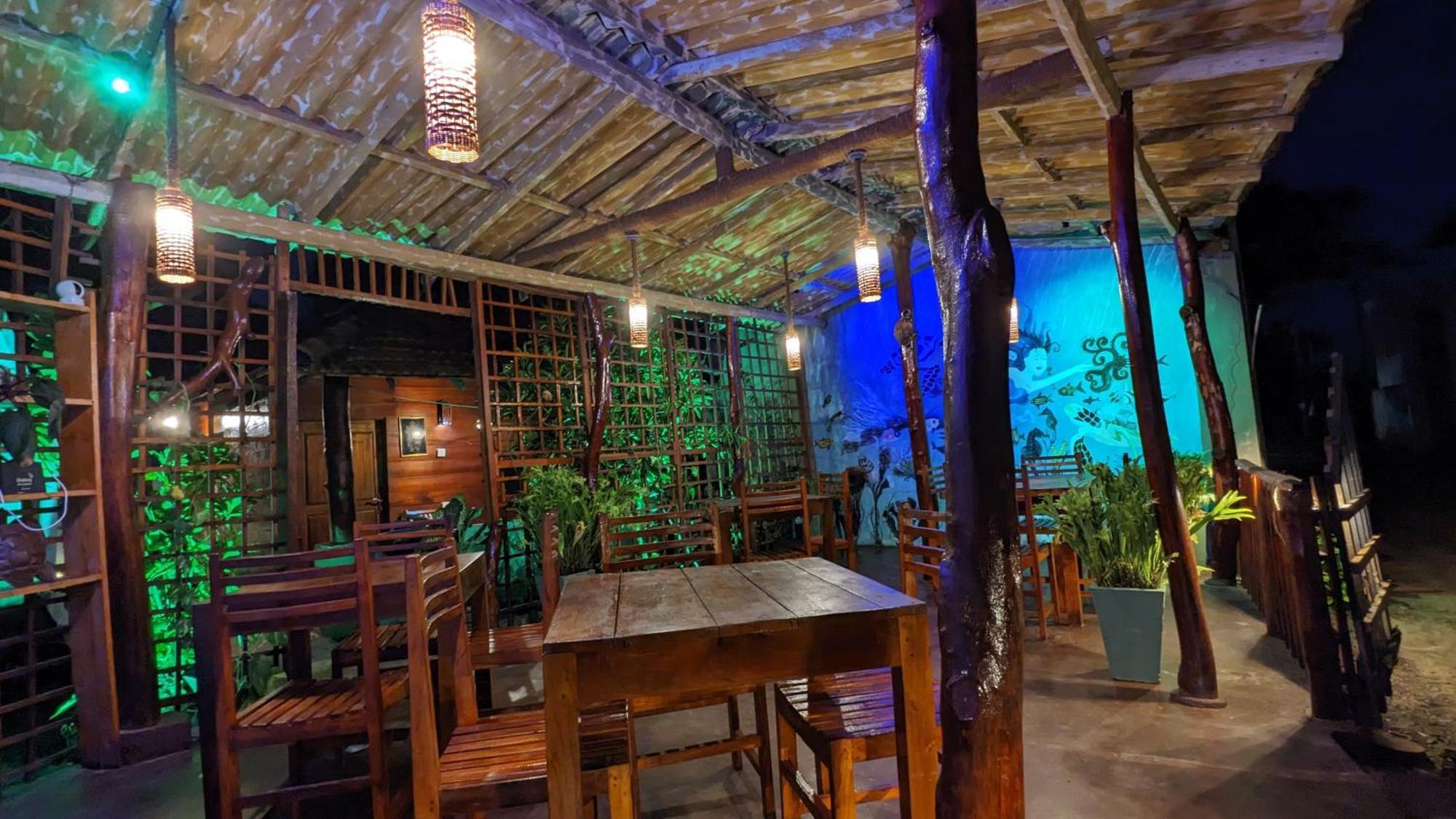 Canoe Beach Resort Tangalle Exterior foto