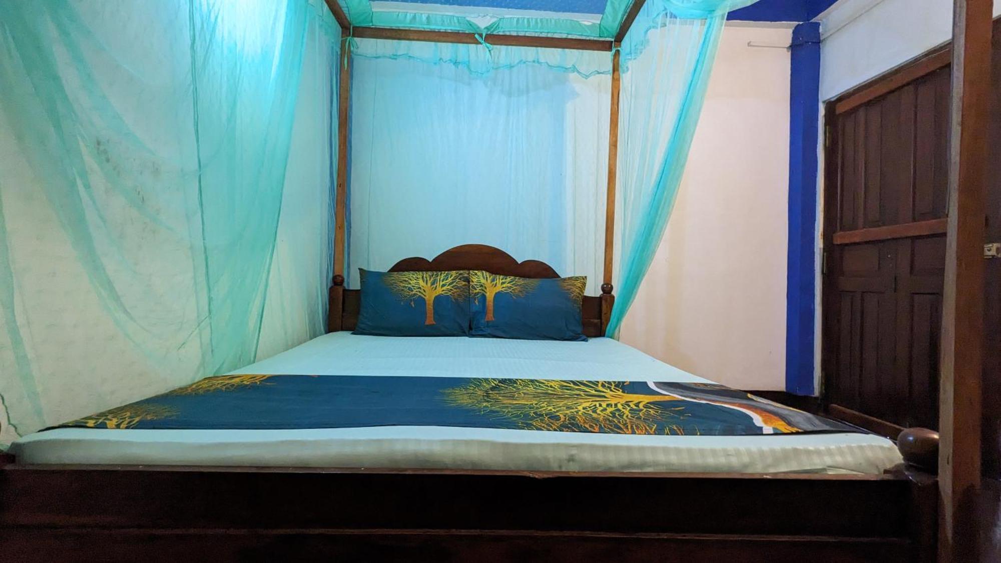 Canoe Beach Resort Tangalle Exterior foto