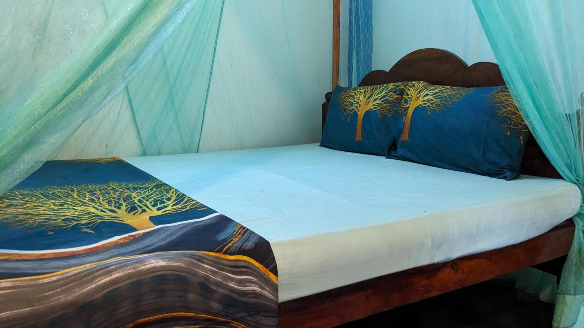 Canoe Beach Resort Tangalle Exterior foto